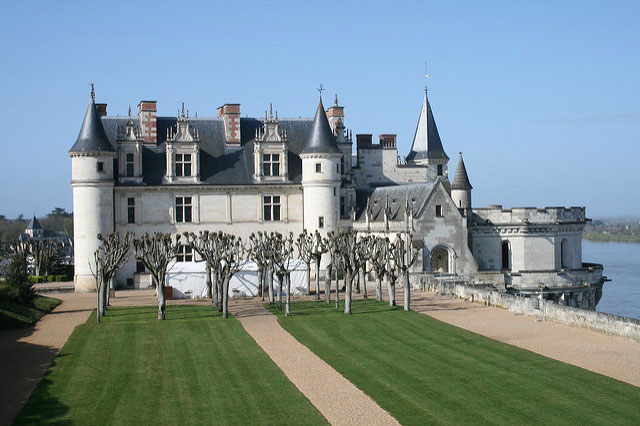 Château d'Amboise on the banks of the river Loire. Photo: Richard Parmiter