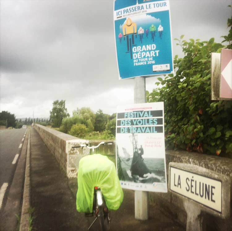 Cycling mont st michel